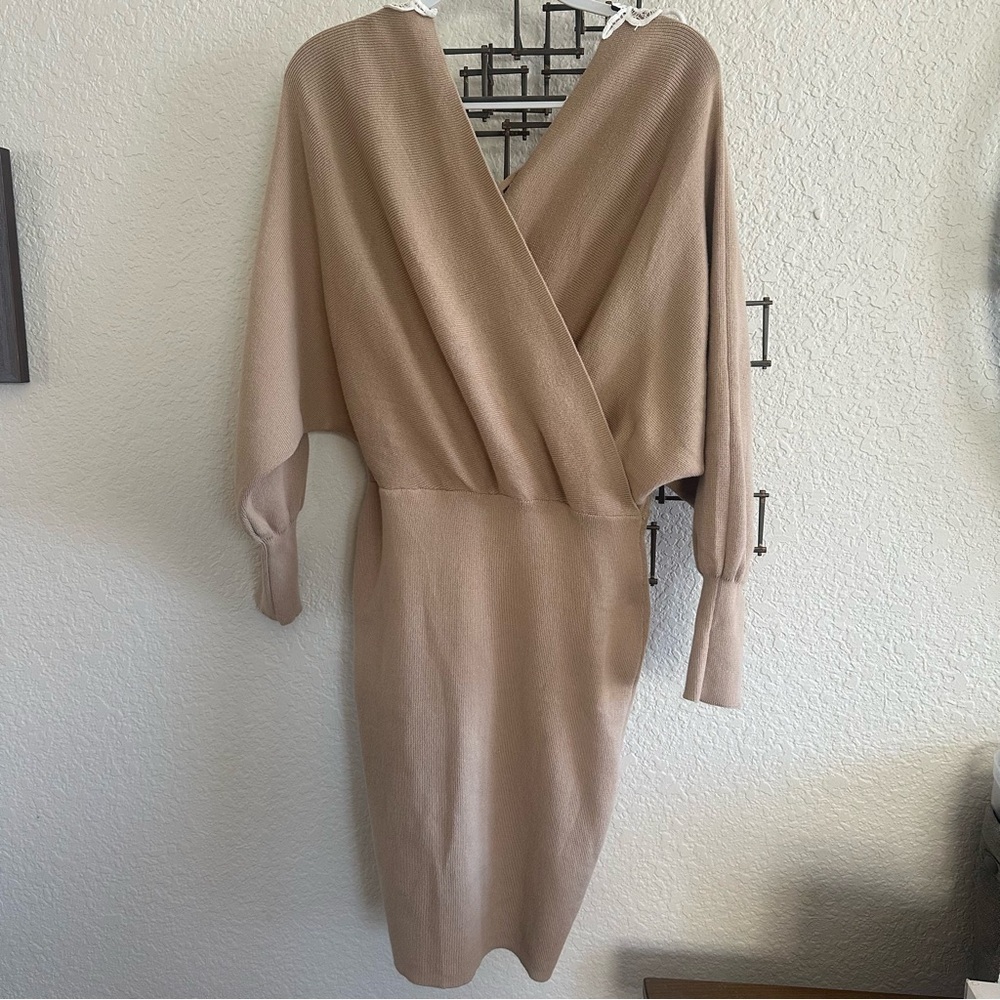 Beige Knit Sweater Dress with Lace Back Bodycon Size L - Picture 8 of 10